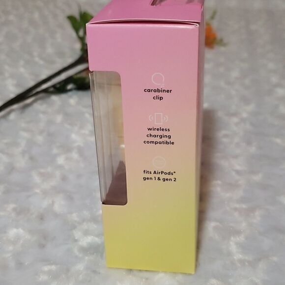 Earbud case cover Stoney Clover Lane x Target - Picture 2 of 2